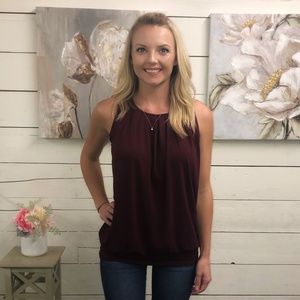 Sleeveless Round Neck Pleated Top - Burgundy
